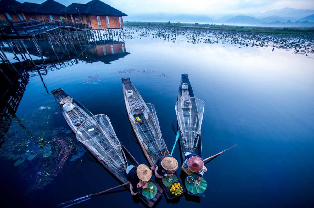 1 船家的聚餐+郝代昕.jpg