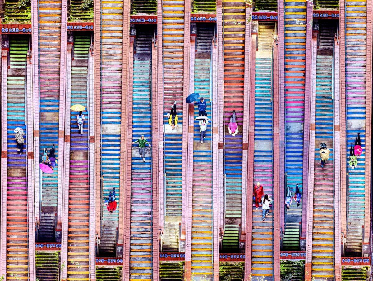 2214 上上下下  岑刚 摄.jpg