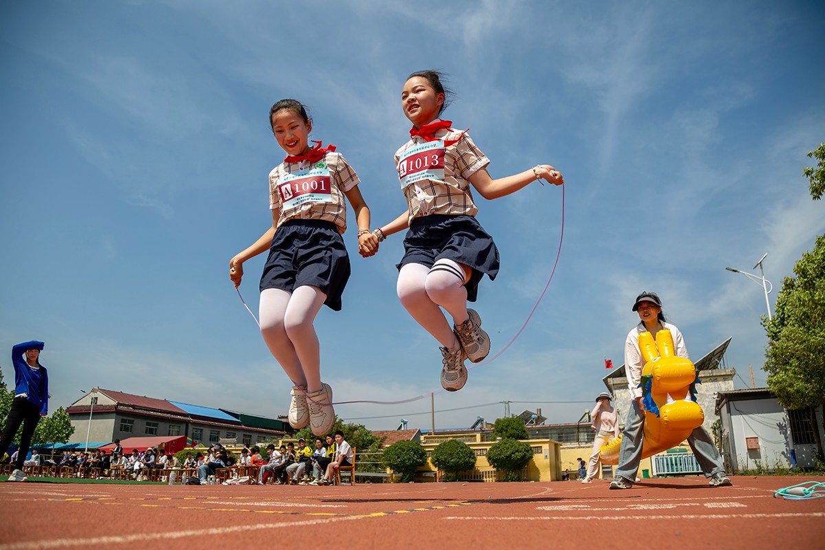 77、20260612第45期4版：青春飞扬（山东枣庄 2026年5月16日）（杨青 摄）.jpg