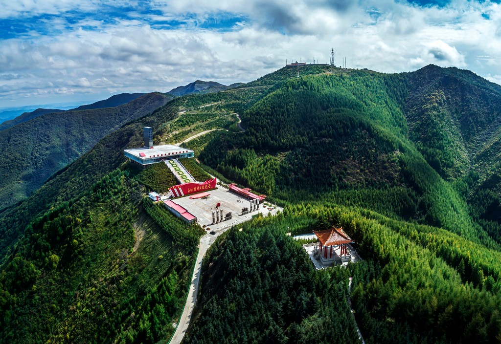 20260910101449412415.jpg 07-宁夏 六盘山2020年摄影:耿大鹏.jpg